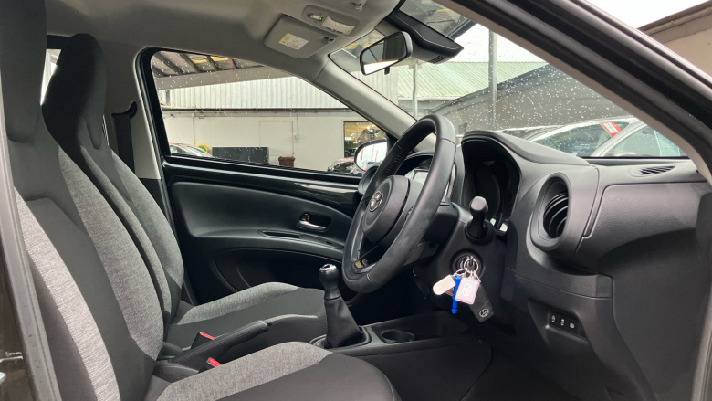 Toyota Aygo X 1.0 VVT-i Pure 5dr Petrol Hatchback